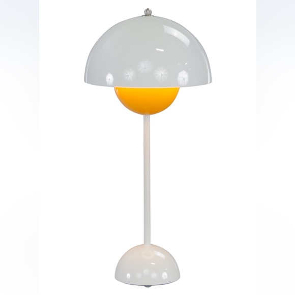 &Traditon Flowerpot Lamp in white and yellow - Picture 6 of 6